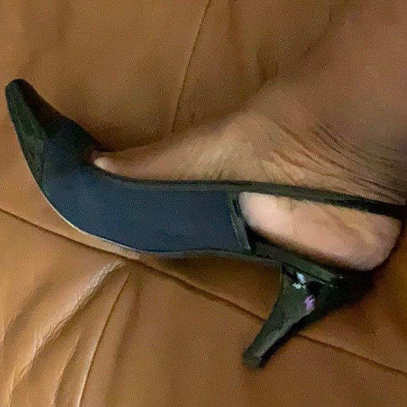 Stuart Weitzman Sling - Picture 7 of 7